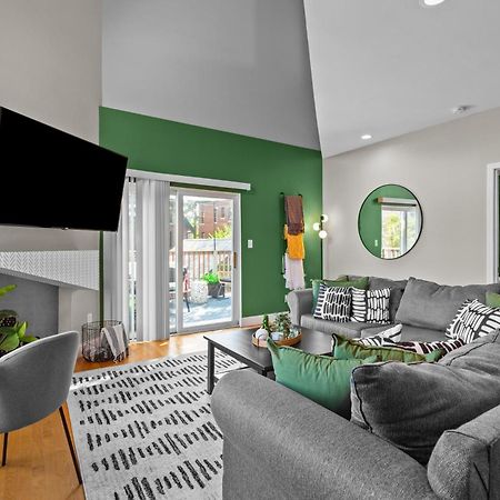West End Whimsy | Jz Vacation Rentals Tower Grove Экстерьер фото