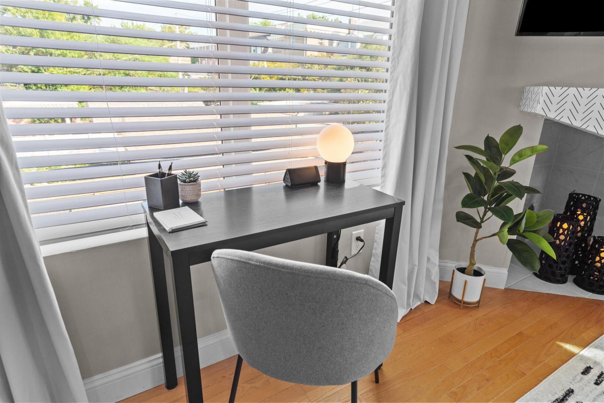 West End Whimsy | Jz Vacation Rentals Tower Grove Экстерьер фото