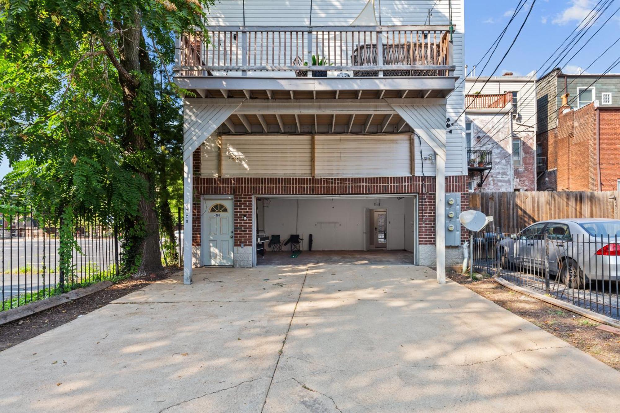 West End Whimsy | Jz Vacation Rentals Tower Grove Экстерьер фото